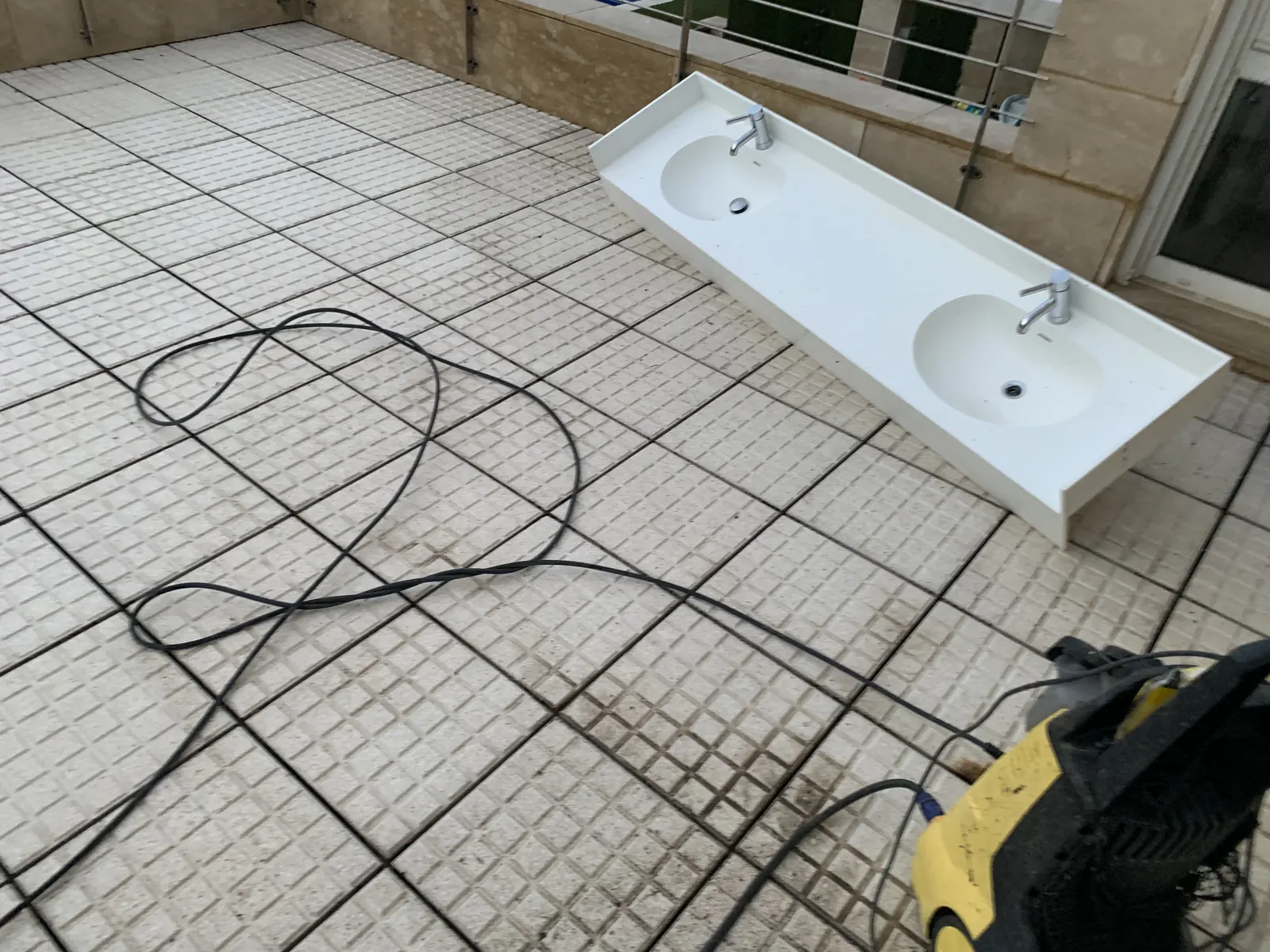 Limpieza adicional de lavabo doble
