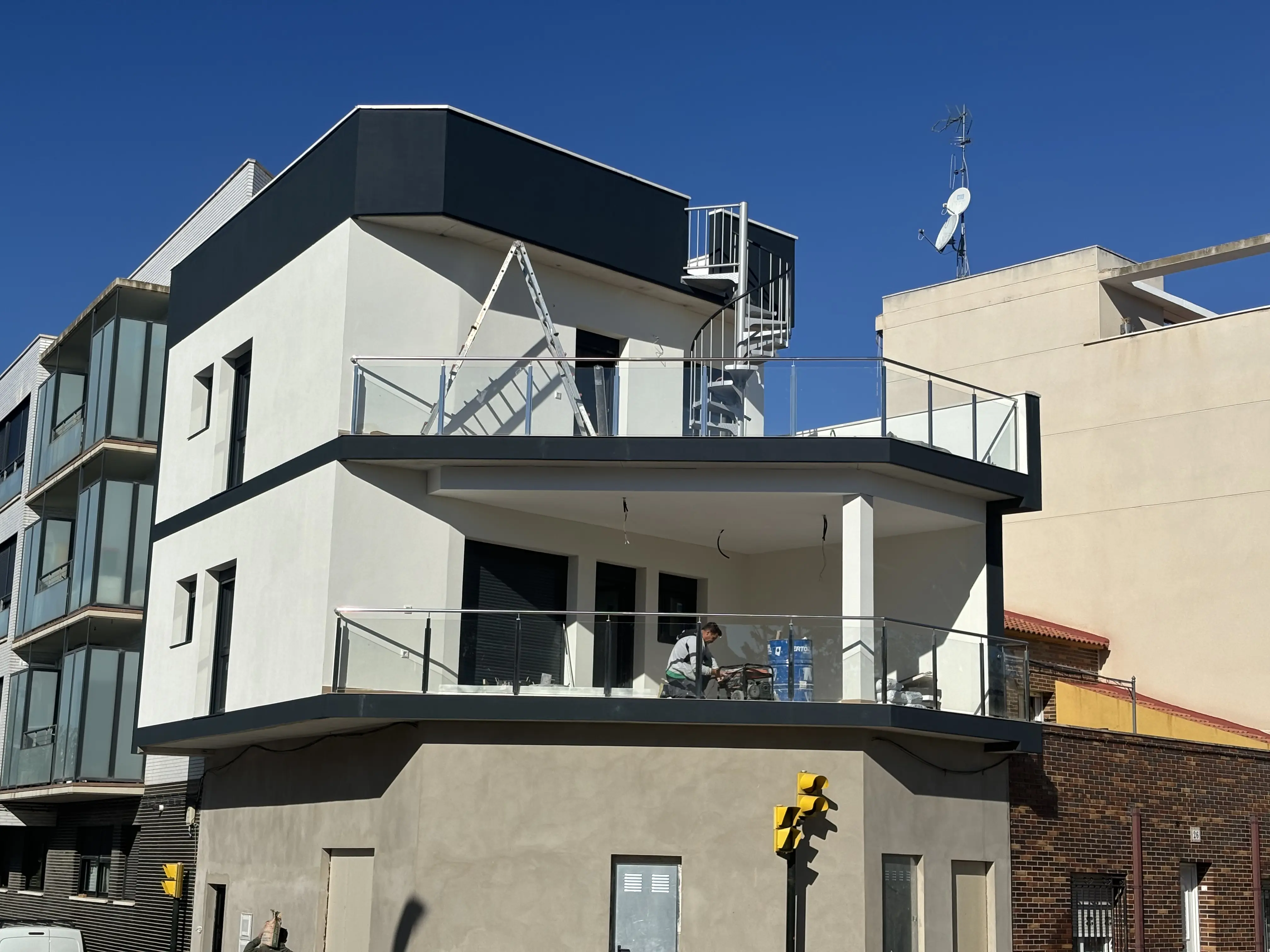 Imagen de etapa en progreso de Capus Construcción