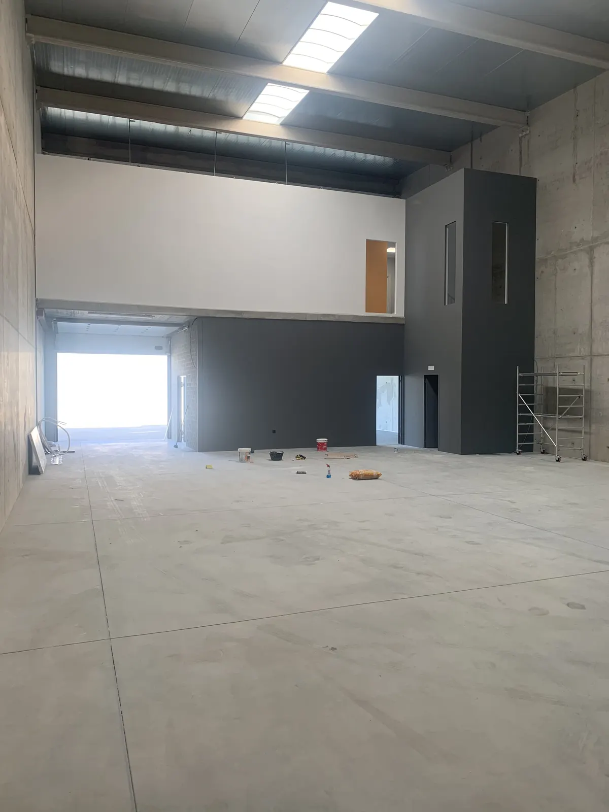 Adecuación de local comercial en Plaza
